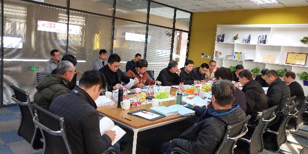 經(jīng)過不斷地改進(jìn)和發(fā)展，歐格曼涂料的各項生產(chǎn)設(shè)施通過安全驗收
